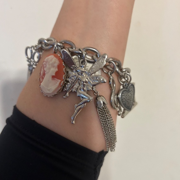 Charm bracelet - Picture 2 of 3